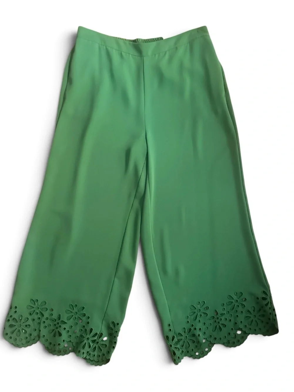 Chico’s NWT Green Eyelet Blouse & Wide Leg Pants 2 Pc Set Size 1.5 / 10